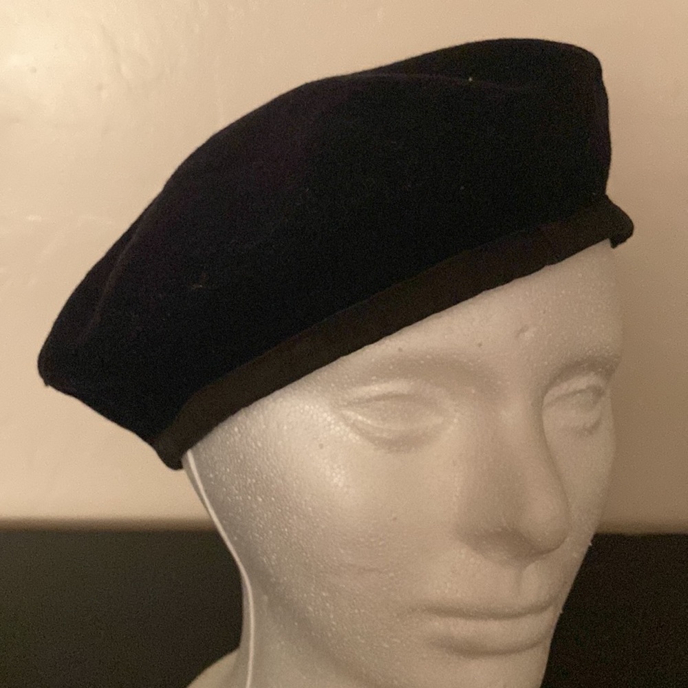 Vintage Black Beret
